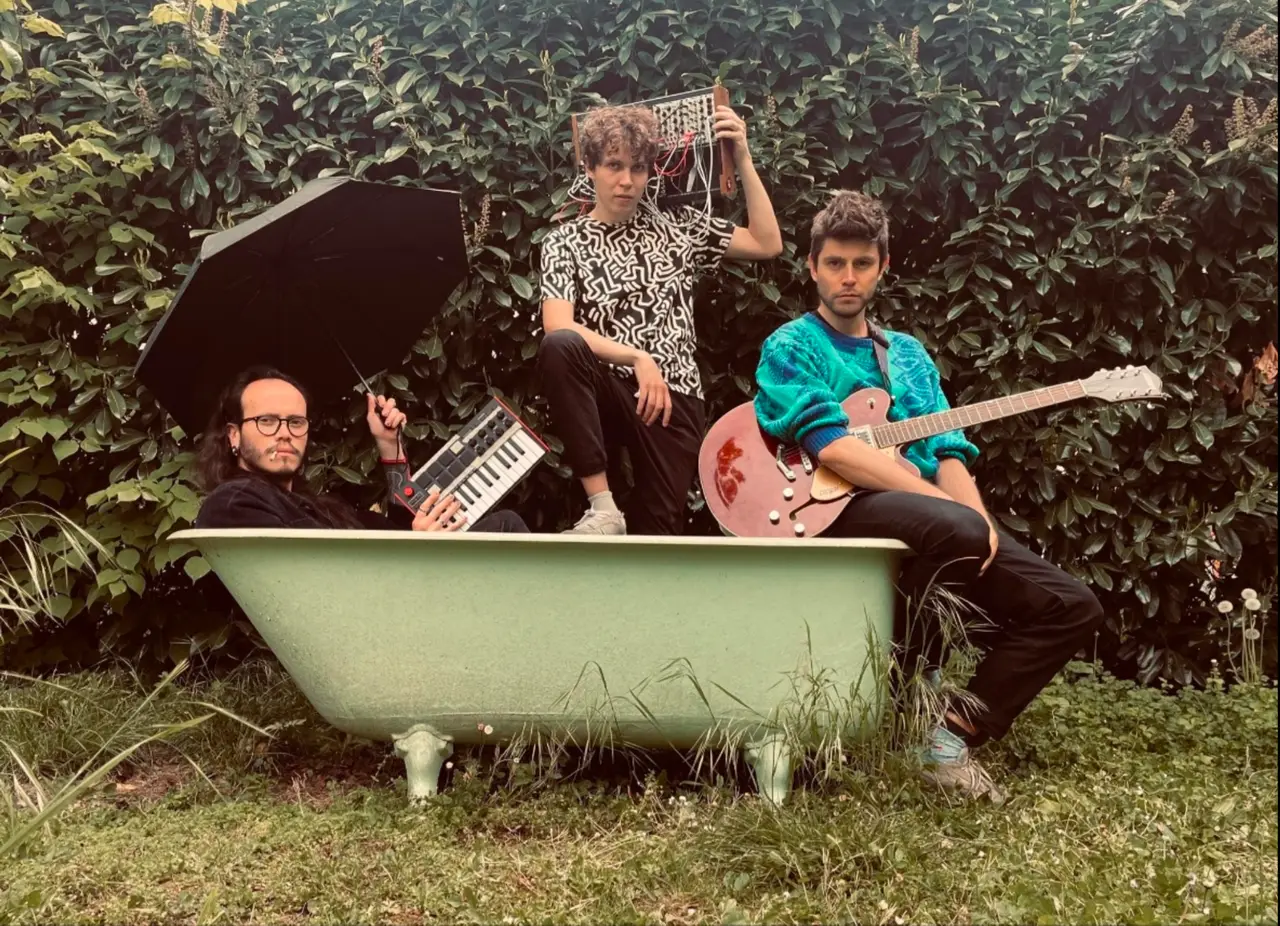 .jaArana+Ф: Serøja Leonov, Pedro Espinosa and Jorge Care